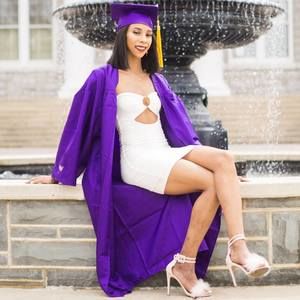 Meet your Posher, April